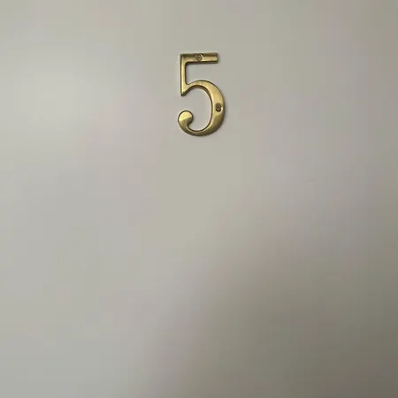 Séjour chez l'habitant Alfama - *