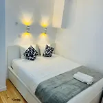 ホームステイ Alfama - *