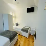 ホームステイ Alfama - *